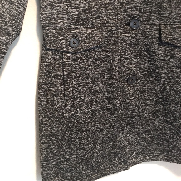 Weatherproof jacket - Picture 3 of 10